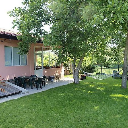 Nadya Holiday Home Krapets  Ngoại thất bức ảnh