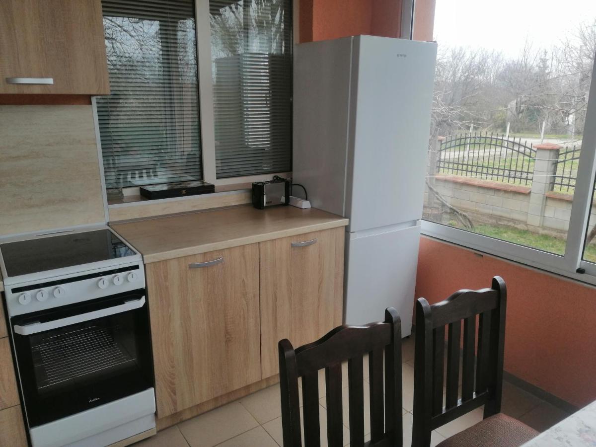 Nadya Holiday Home Krapets  Ngoại thất bức ảnh